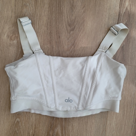 ALO Yoga White Sports Bra - Picture 3 of 4